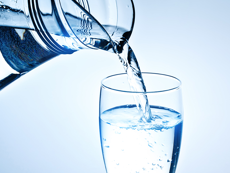CONSIGLI NUTRIZIONALI PER BERE DI PIU’